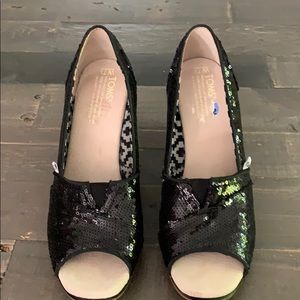 Toms sequin wedge sandals size W 7 1/2